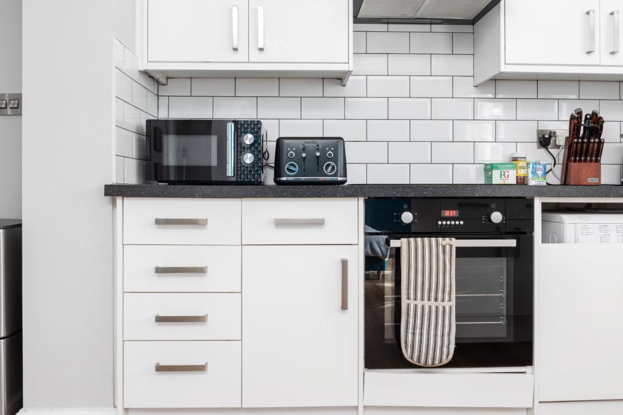 Spacious 2 Bedroom Apartment In Park Estate 诺丁汉 外观 照片