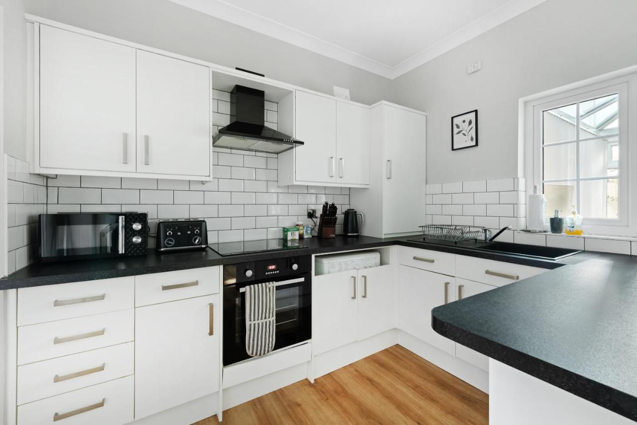 Spacious 2 Bedroom Apartment In Park Estate 诺丁汉 外观 照片